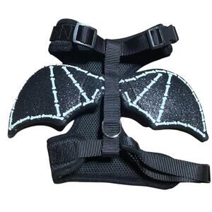 Tails & Noses pet bat wing harness costume in medium NWOT